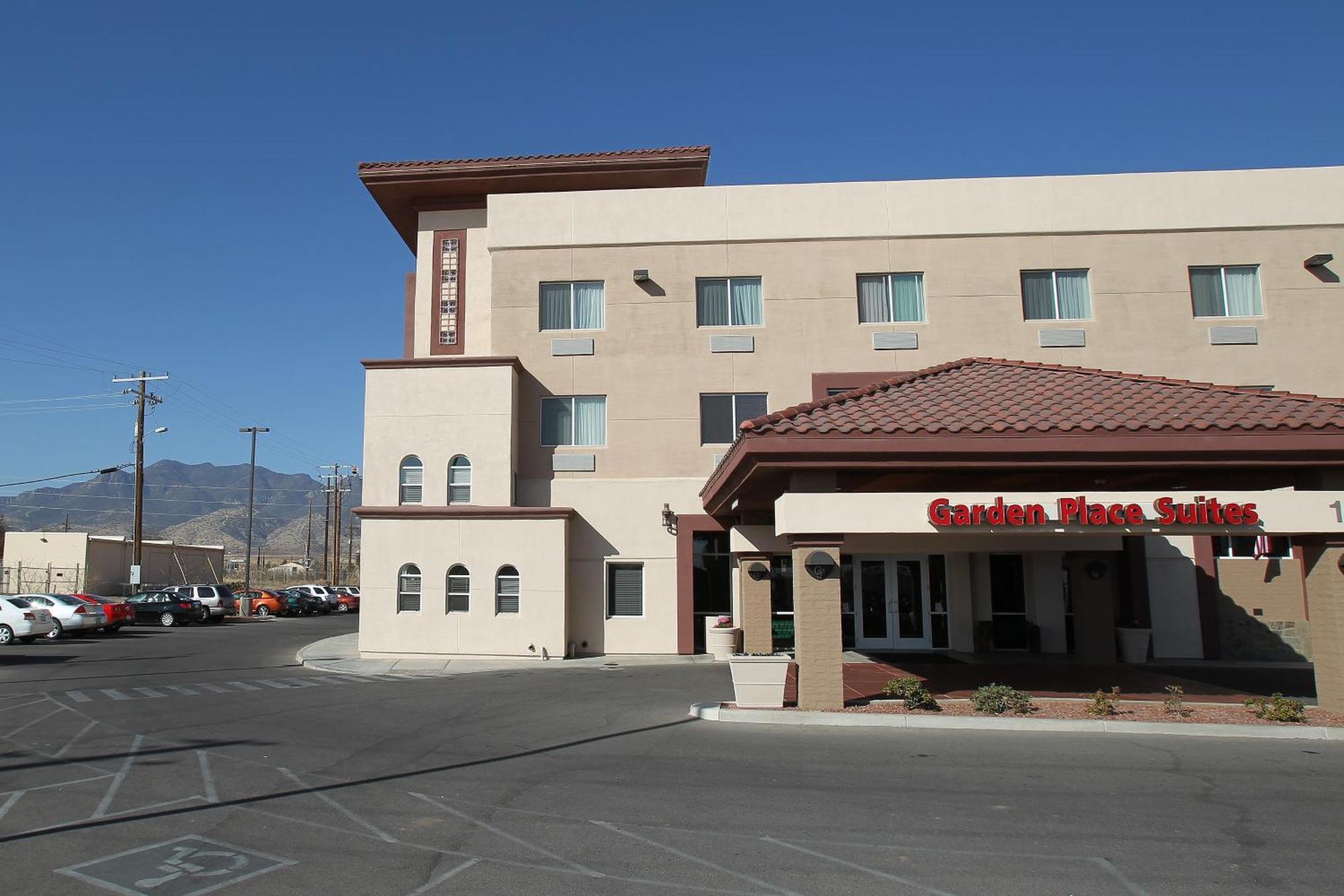 Garden Place Suites Sierra Vista Exterior photo