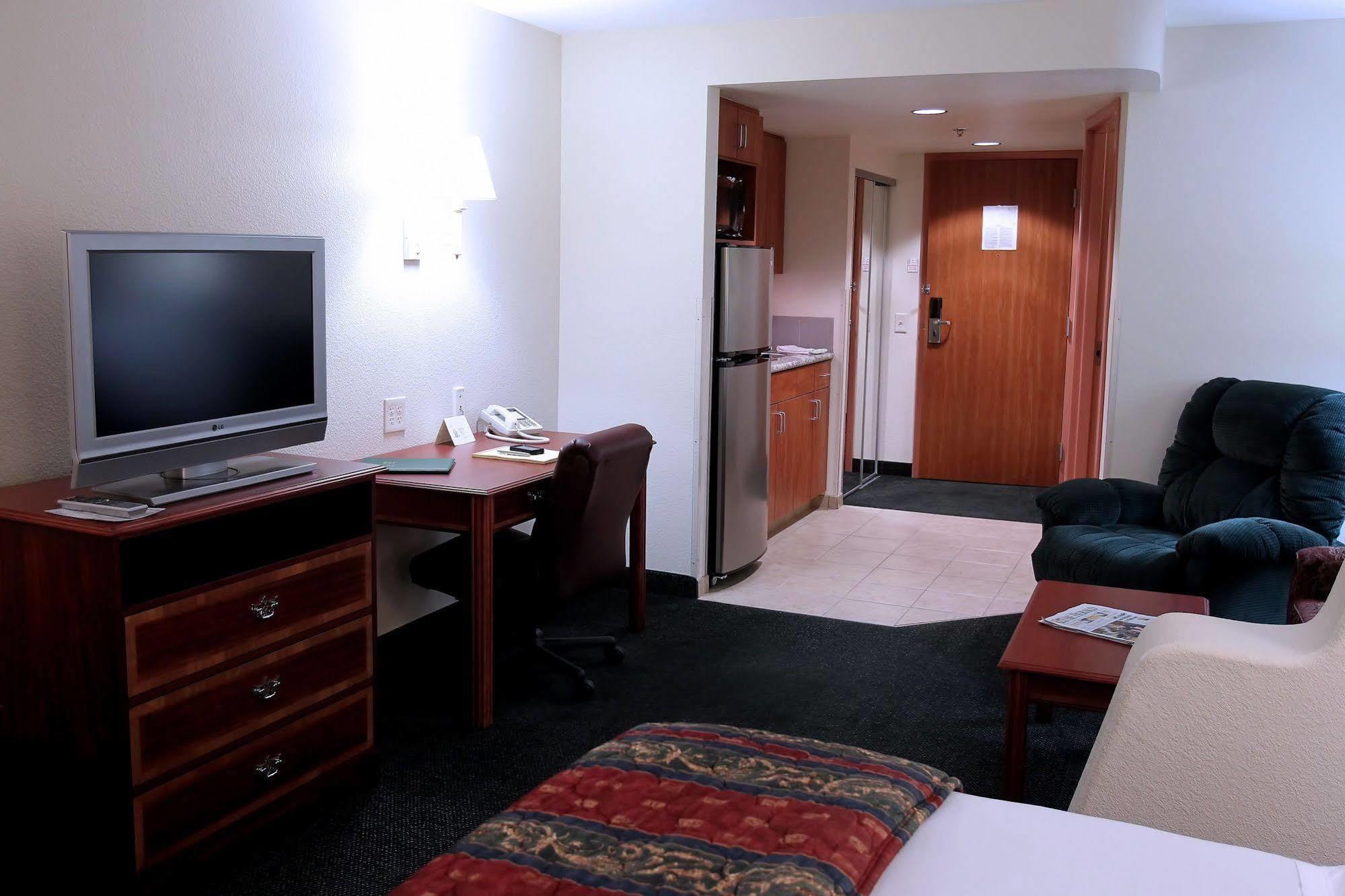 Garden Place Suites Sierra Vista Room photo